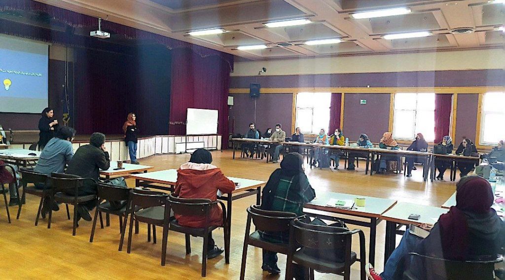 تصویری از کارگاه اقدام‌پژوهی دربارۀ شواهد یادگیری